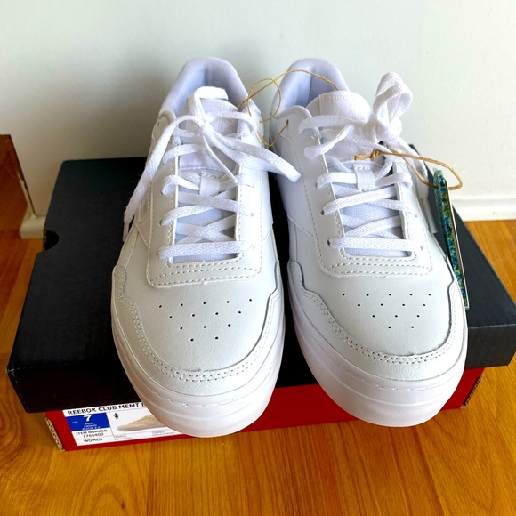 Reebok Women's Club MEMT Sneaker size 7 - Picture 5 of 11